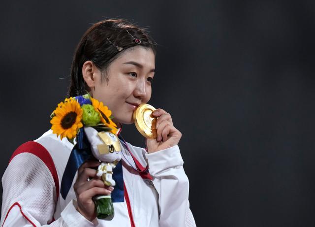 乐鱼体育-东奥再现久违“三国杀” 半程中美日争金“刺刀见血”